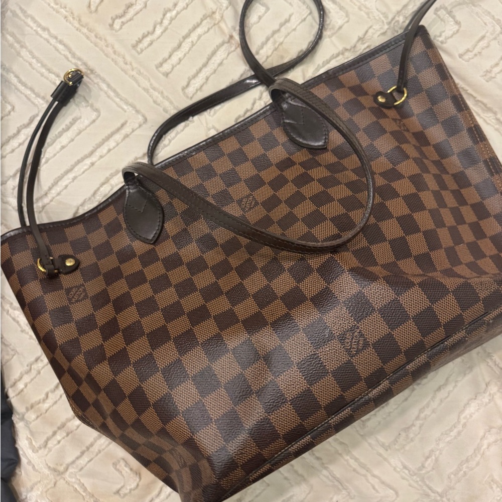 Louis Vuitton Brown Checkered Tote Bag - Picture 2 of 6